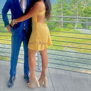 Meshki Yellow Lace Backless Dress